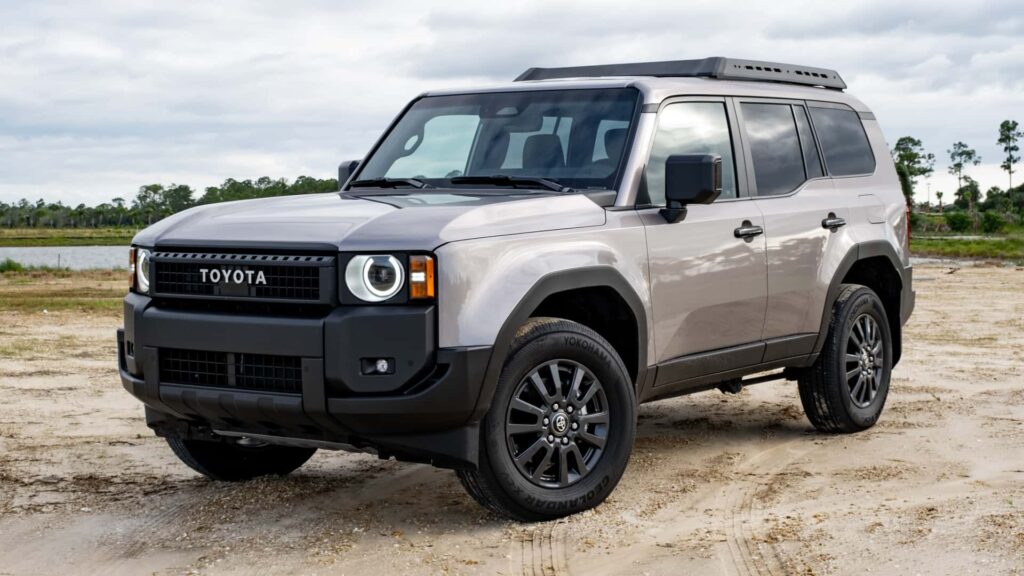 Akcja serwisowa Toyoty: Land Cruiser z ryzykiem wycieku paliwa
